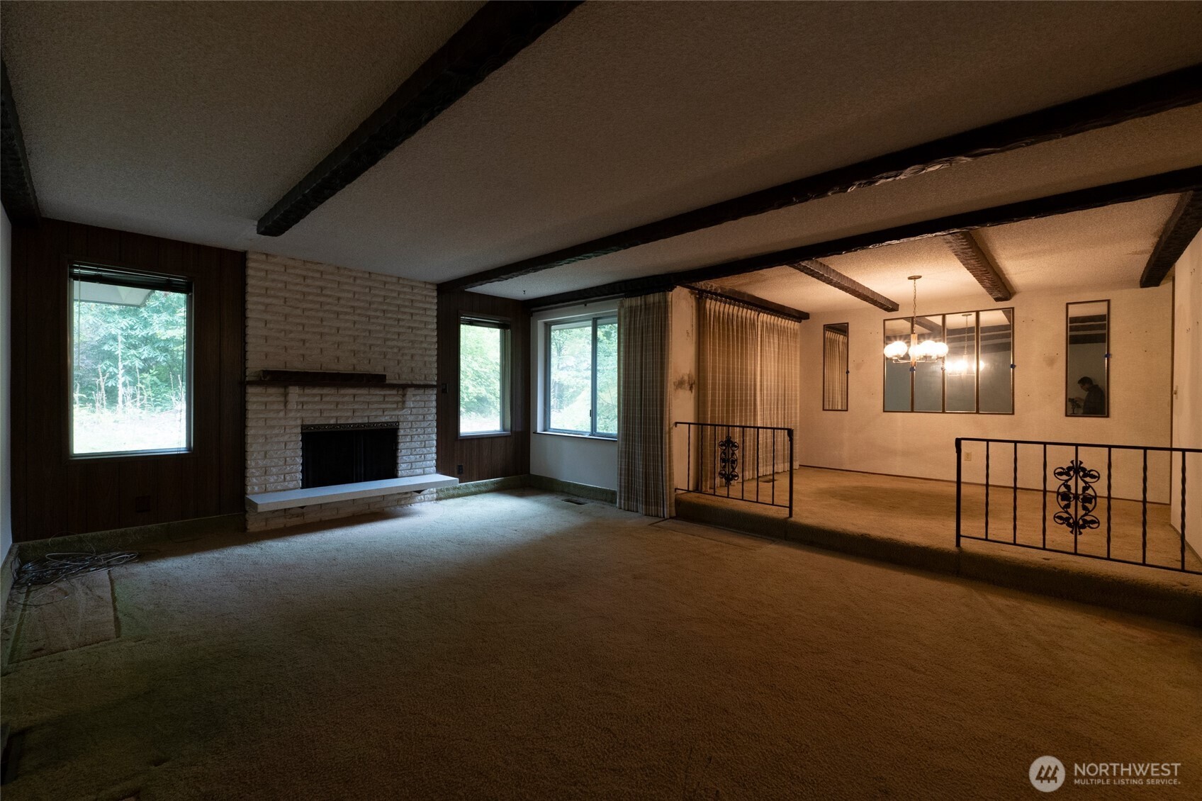 1748 Camden Park Drive Property Photo 6