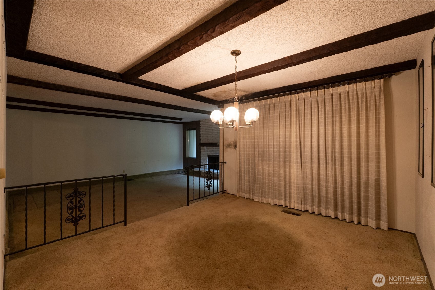 1748 Camden Park Drive Property Photo 8