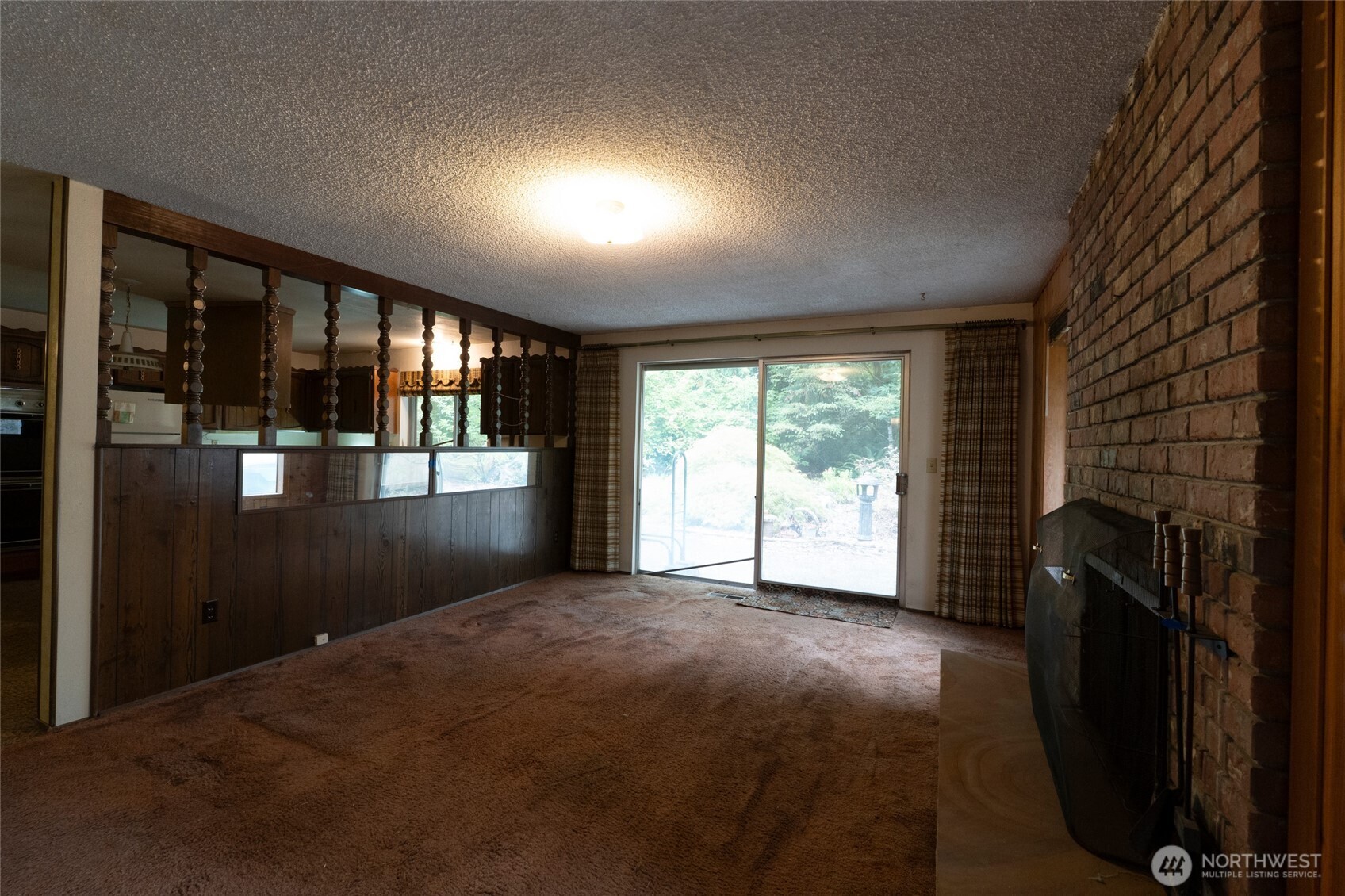 1748 Camden Park Drive Property Photo 15