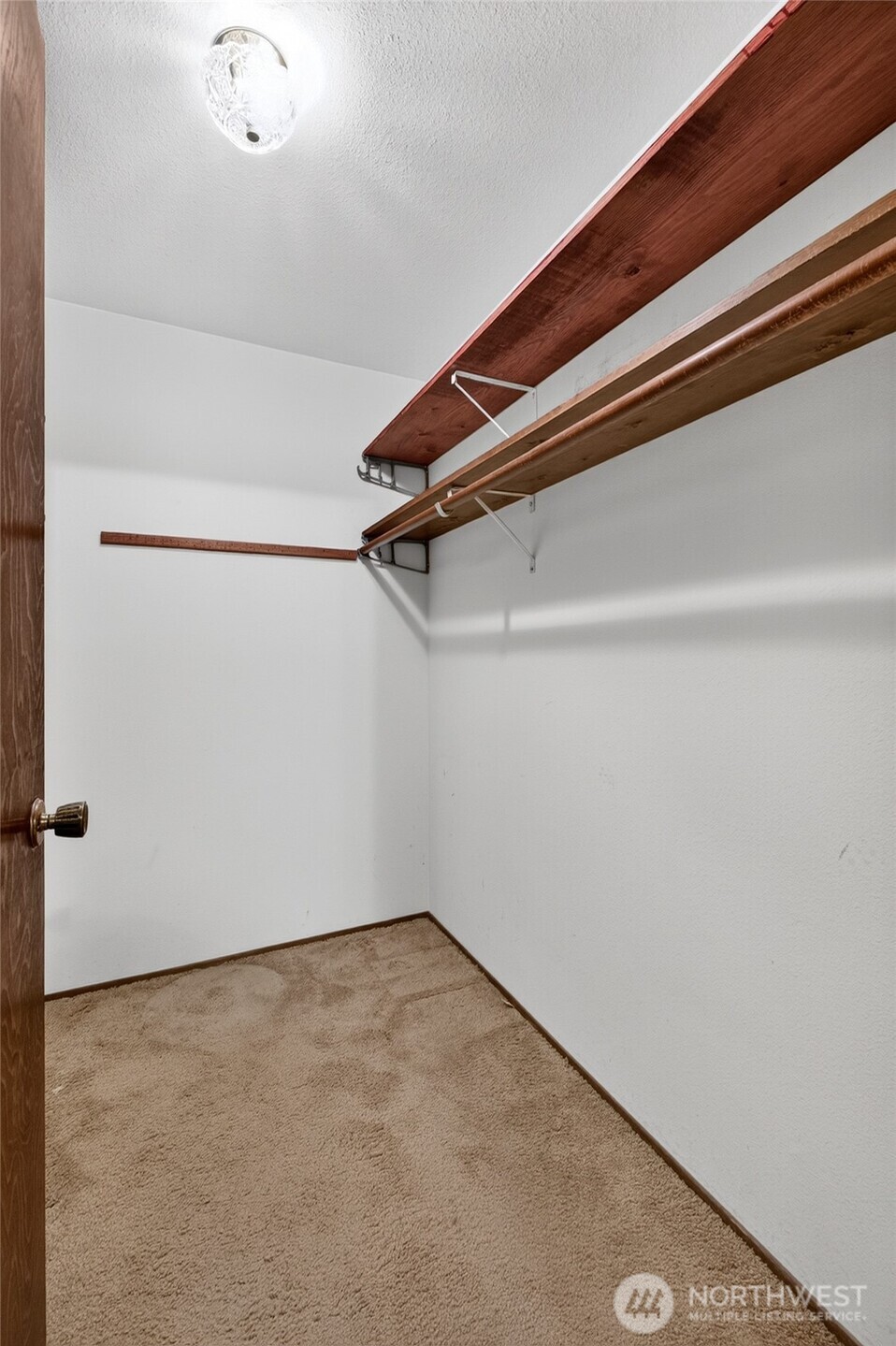 1748 Camden Park Drive Property Photo 19