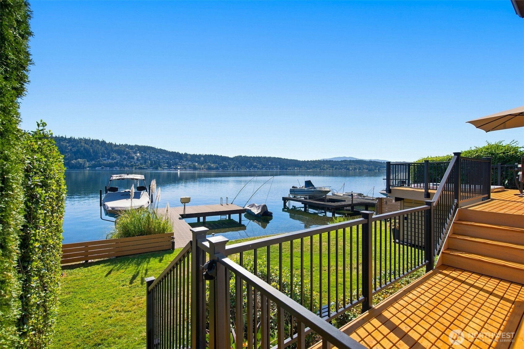 2002 W Lake Sammamish Parkway Property Photo 4
