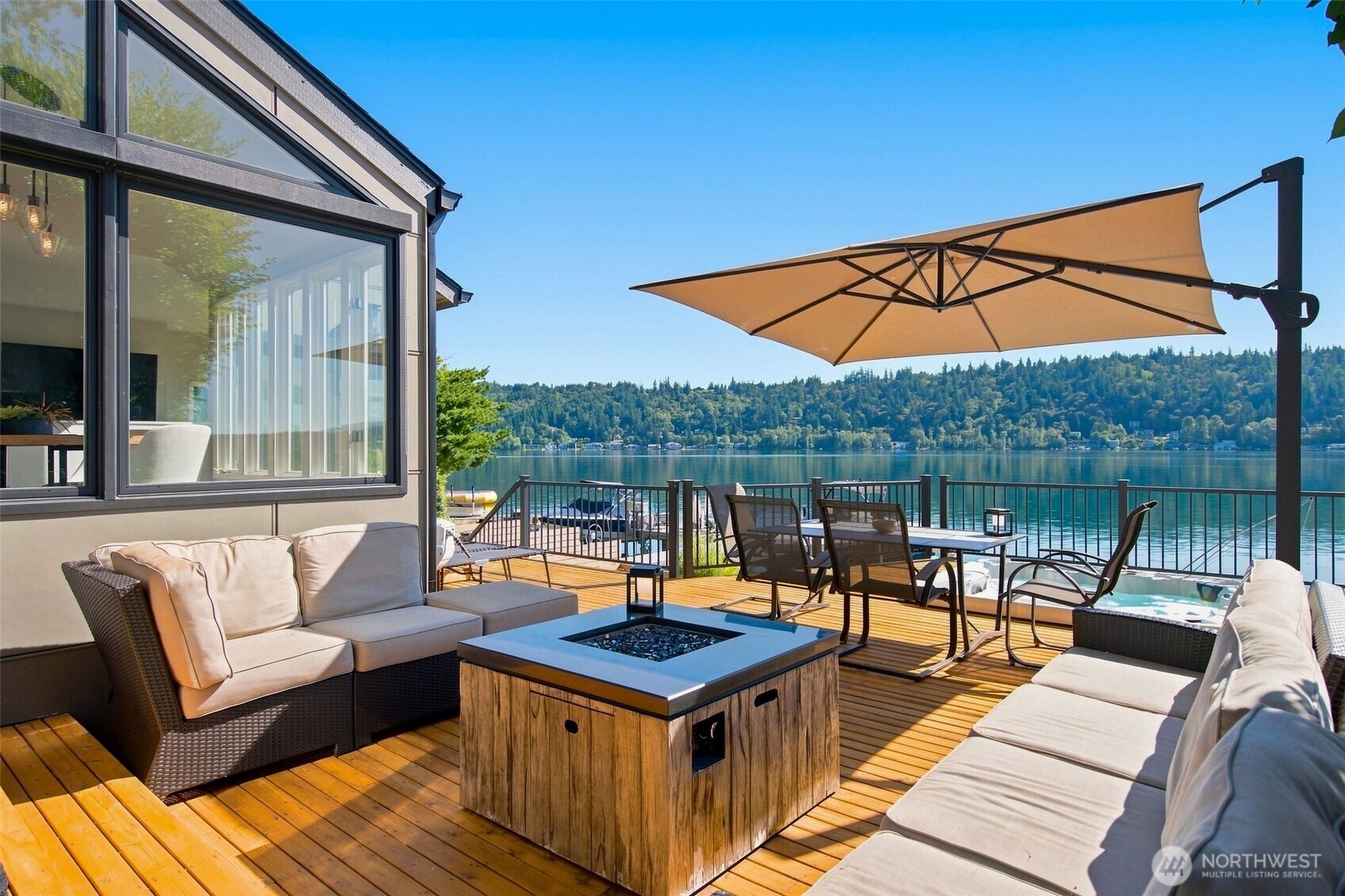 2002 W Lake Sammamish Parkway Property Photo 5