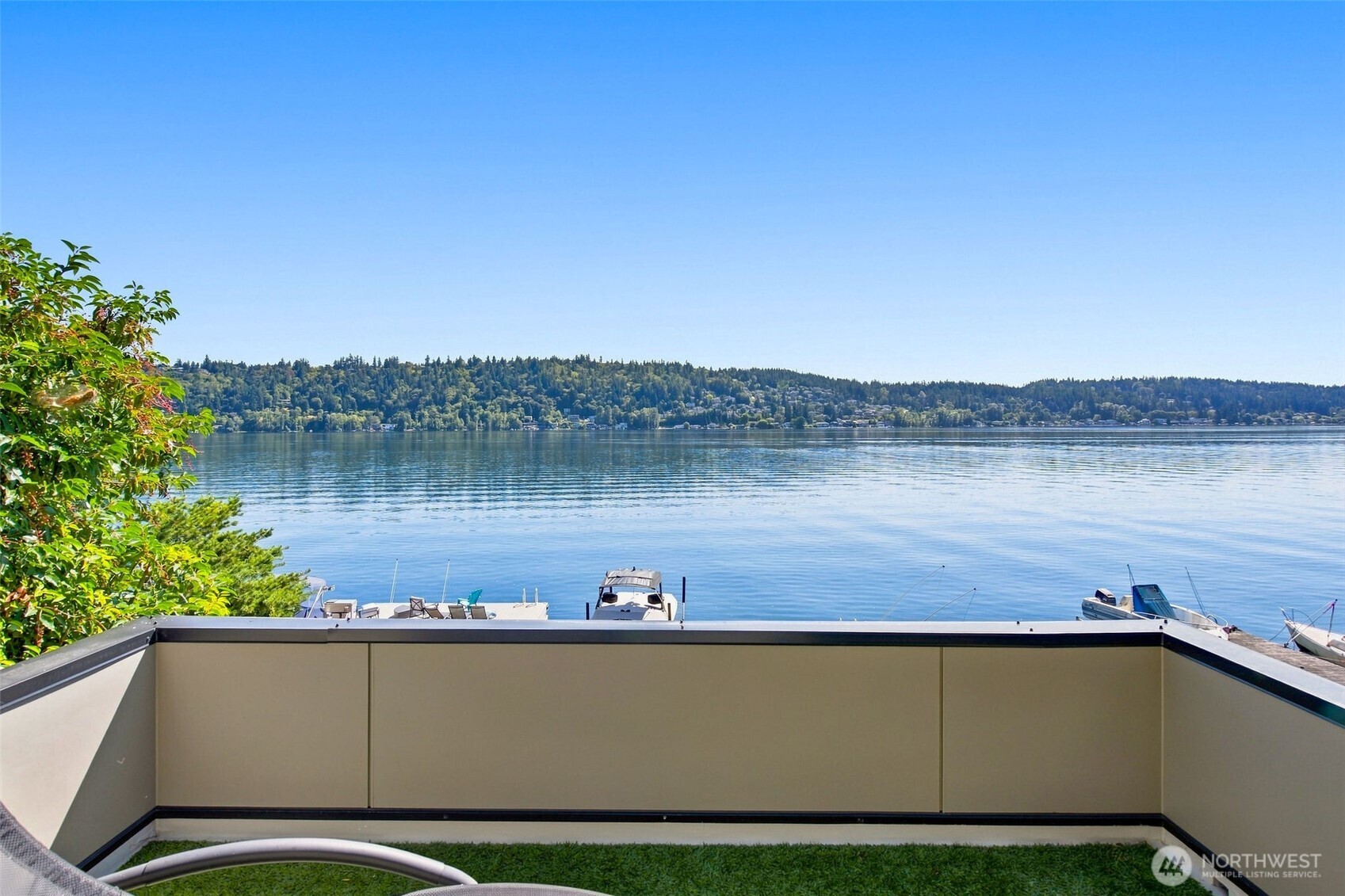 2002 W Lake Sammamish Parkway Property Photo 15