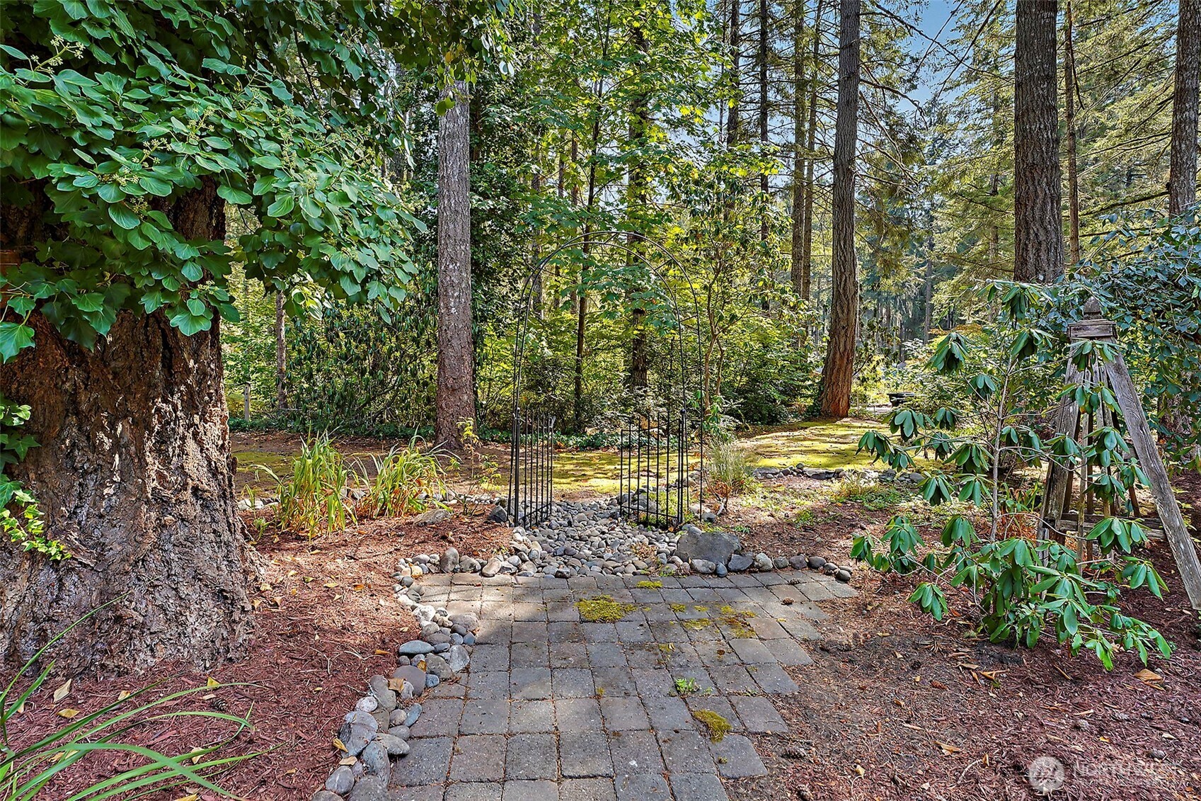 10017 137th Street Property Photo 14