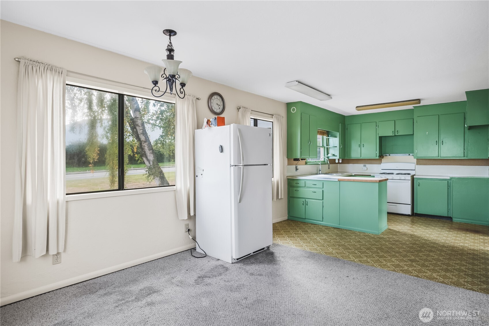 9939 Padilla Heights Road Property Photo 8