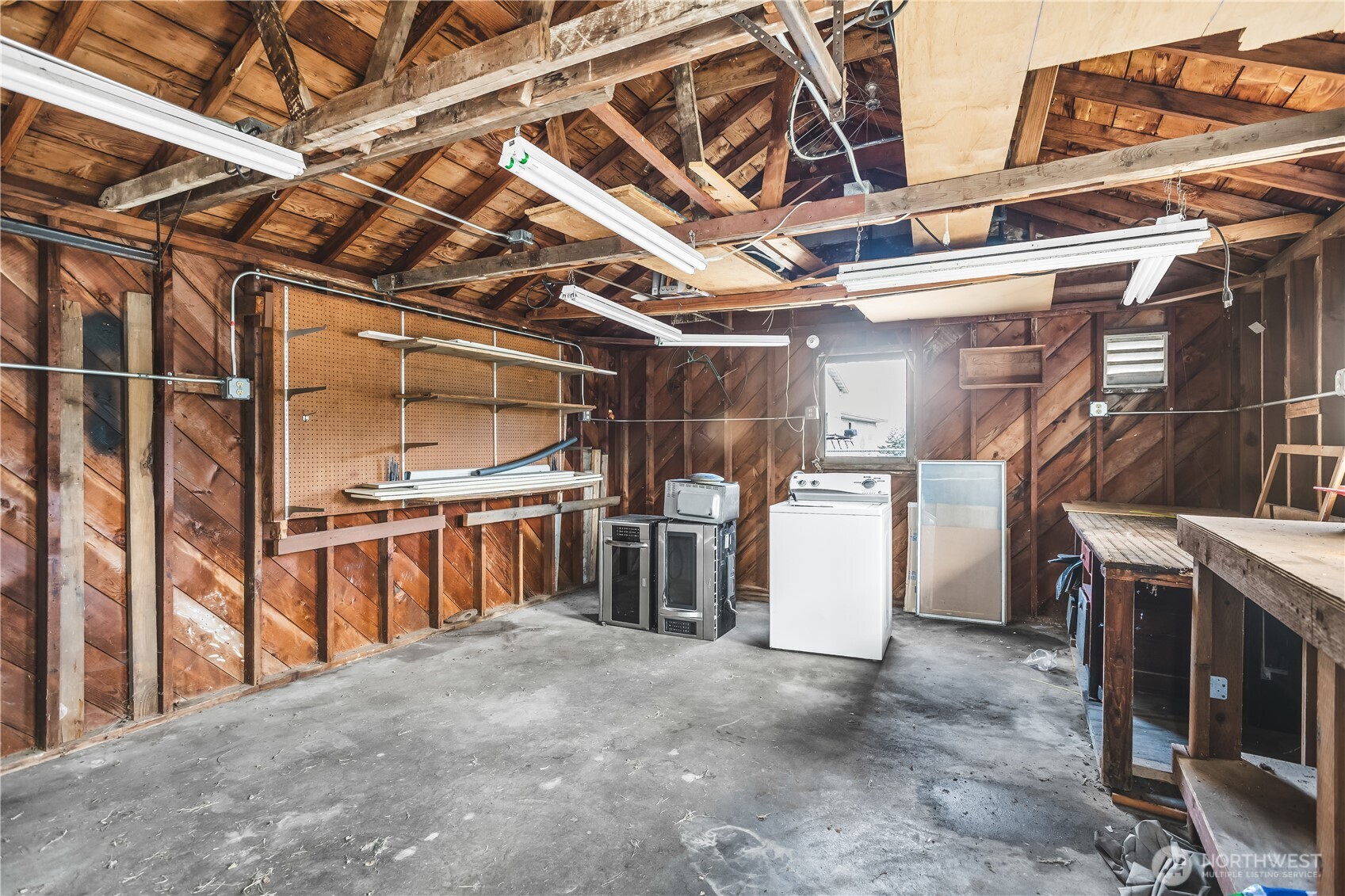 9939 Padilla Heights Road Property Photo 18