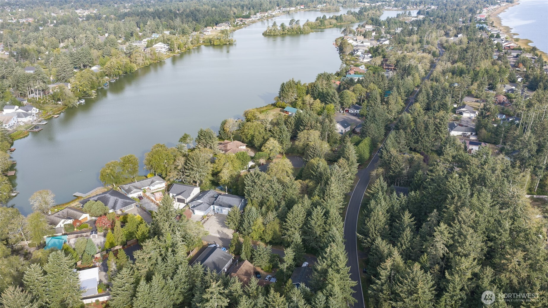 753 Duck Lake Drive Property Photo 8