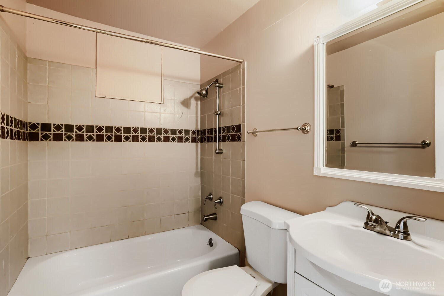 910 Ne 113th Street Property Photo 11