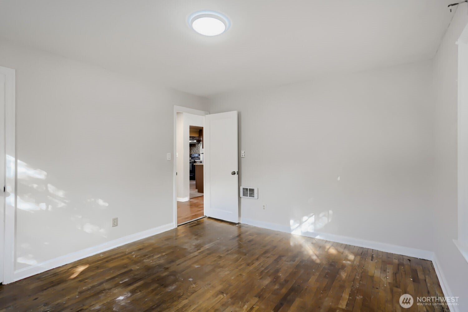 910 Ne 113th Street Property Photo 21
