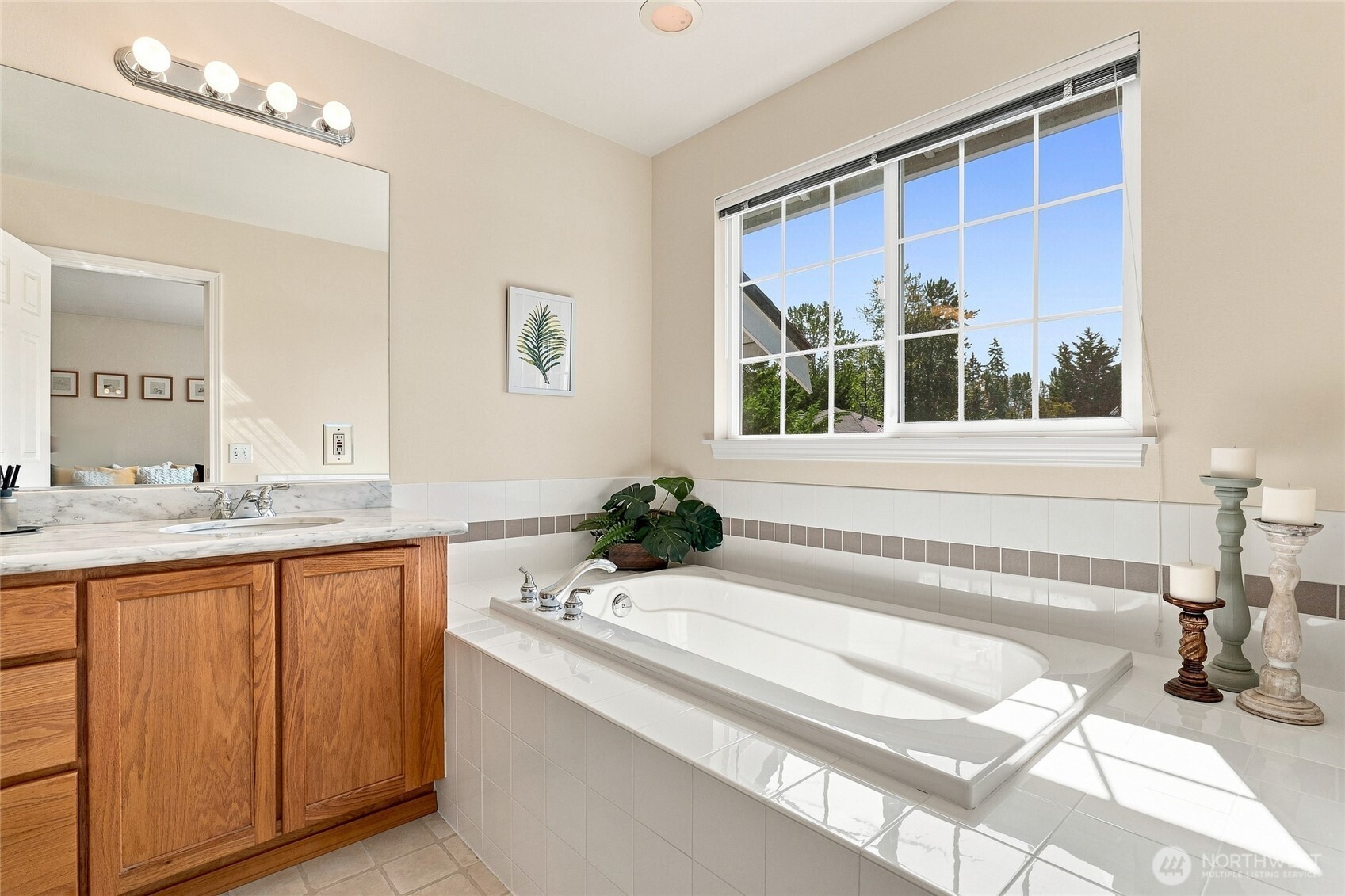 2527 143rd Street A Property Photo 16