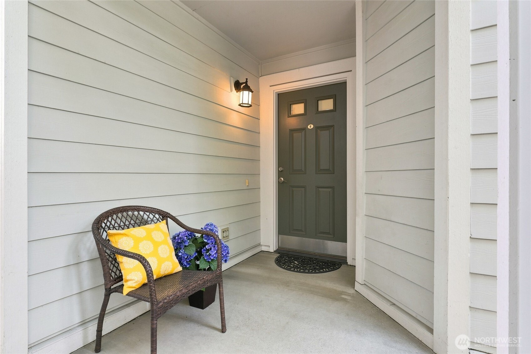 2527 143rd Street A Property Photo 23