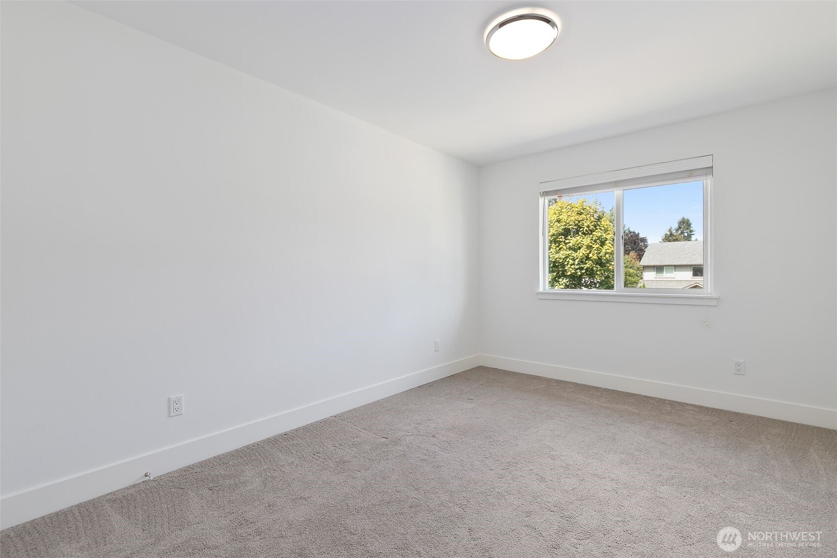 4913 Ne 1st Street Property Photo 24