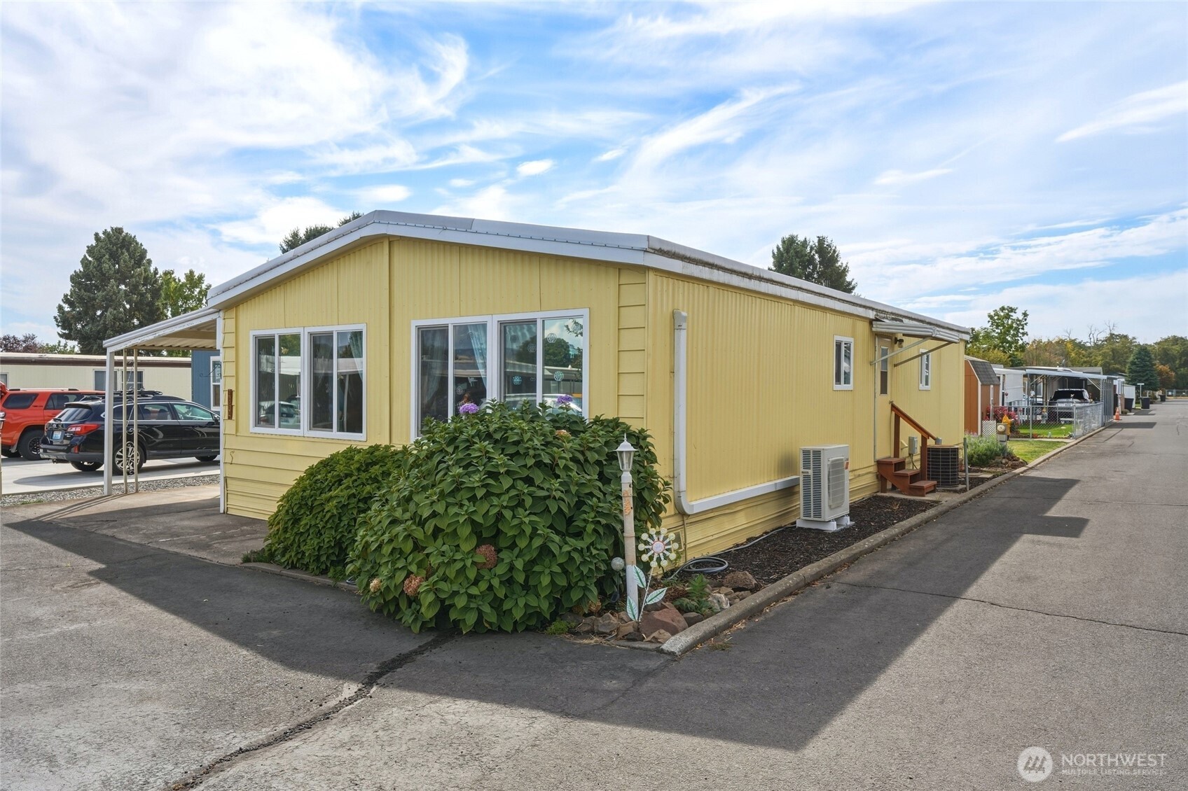 1304 Tollgate Lane Property Photo 5