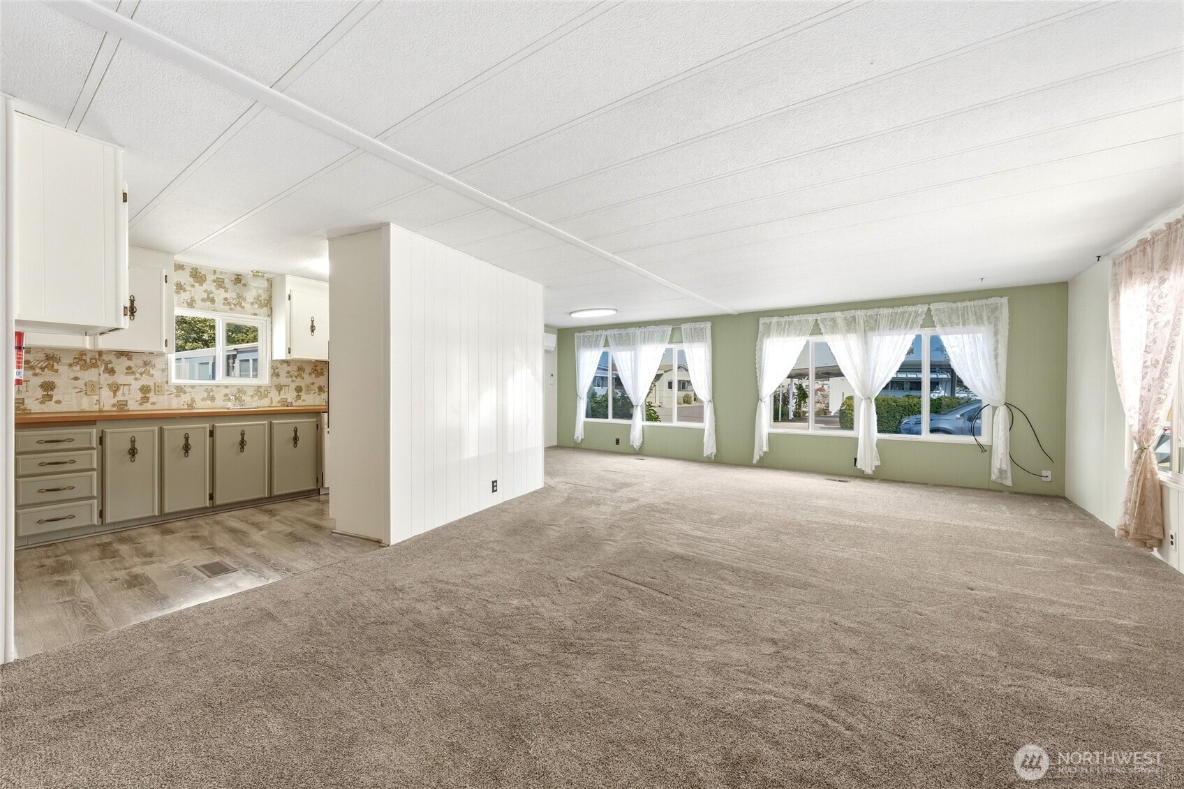 1304 Tollgate Lane Property Photo 7