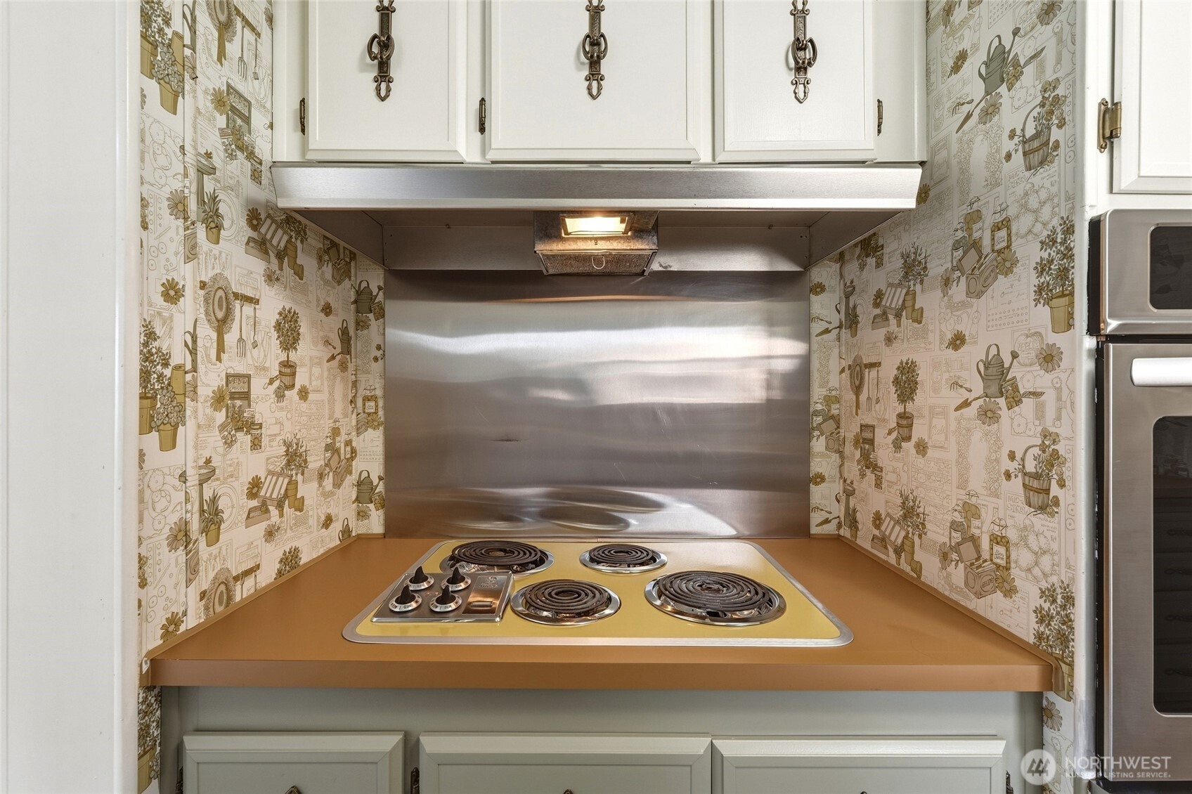 1304 Tollgate Lane Property Photo 11