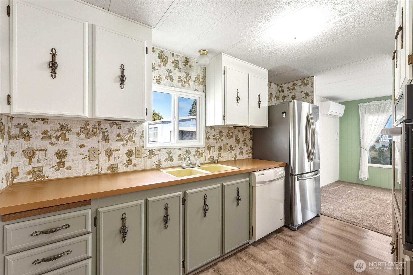 1304 Tollgate Lane Property Photo 12