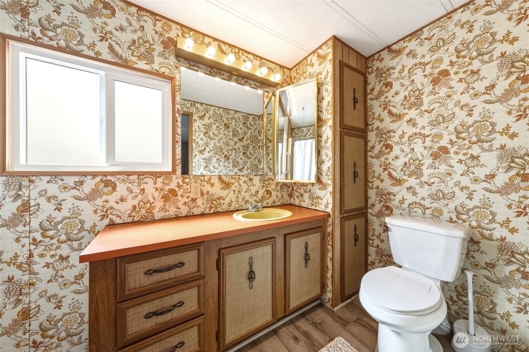 1304 Tollgate Lane Property Photo 18