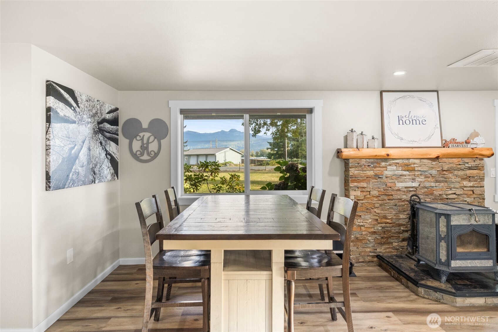 26417 Minkler Road Property Photo 6