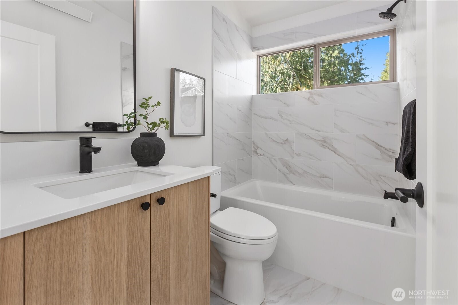 12044 Hiram Place C Property Photo 18