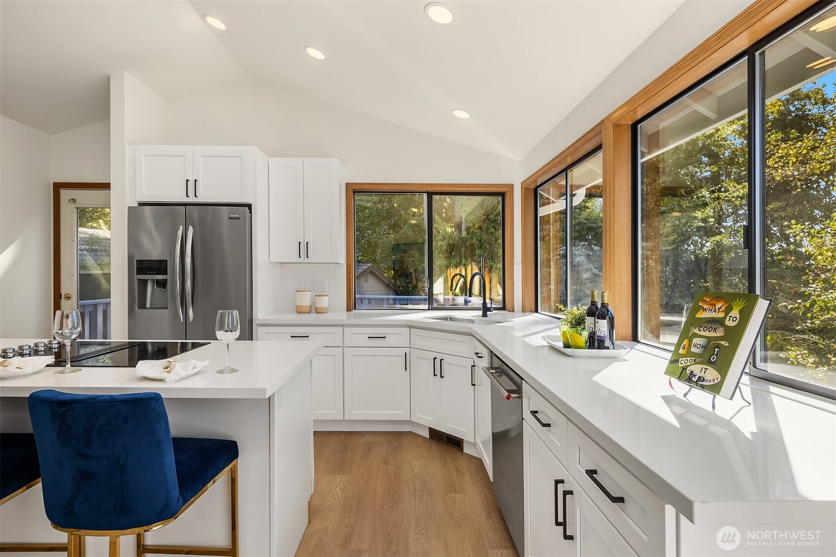16612 14th Avenue Property Photo 12