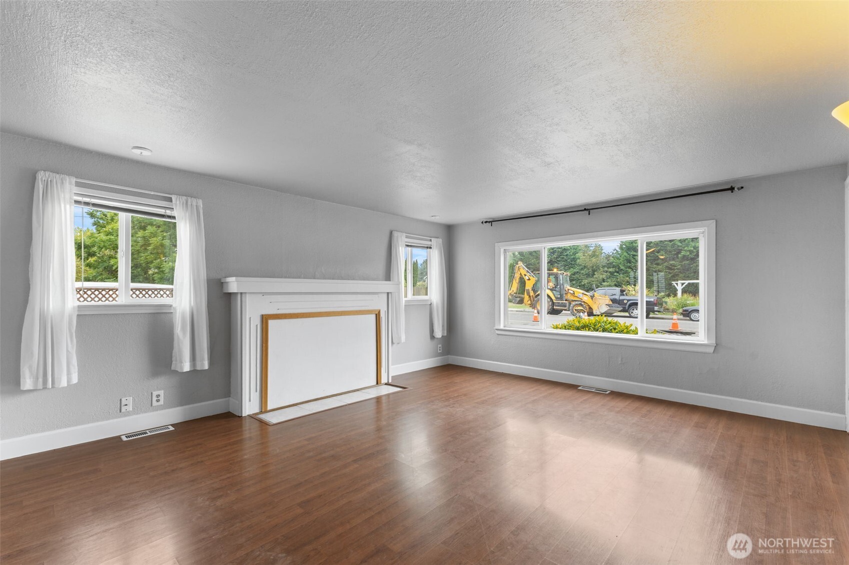 215 Milwaukee Boulevard Property Photo 6