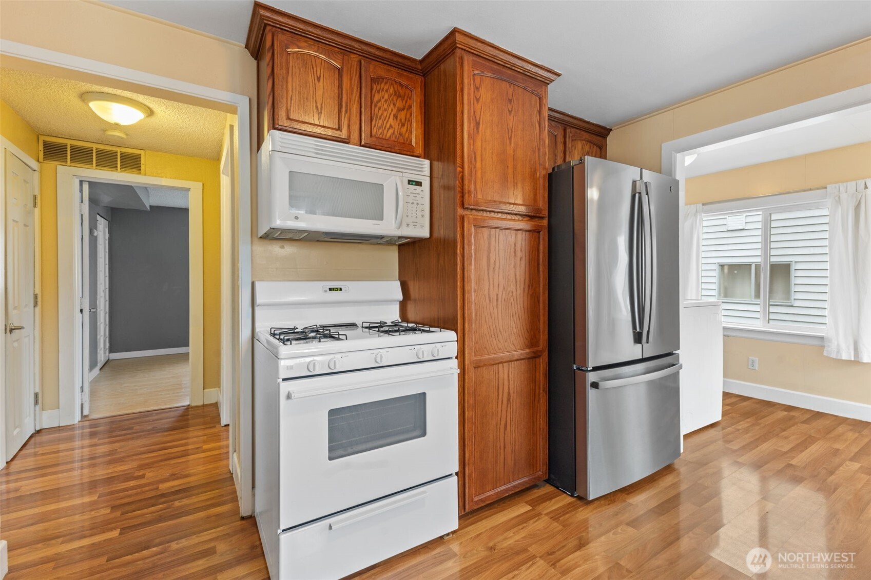 215 Milwaukee Boulevard Property Photo 11