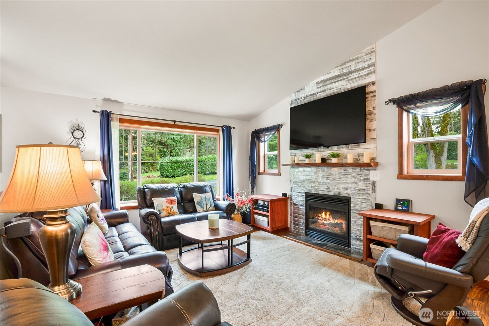 1317 252nd Street Property Photo 3