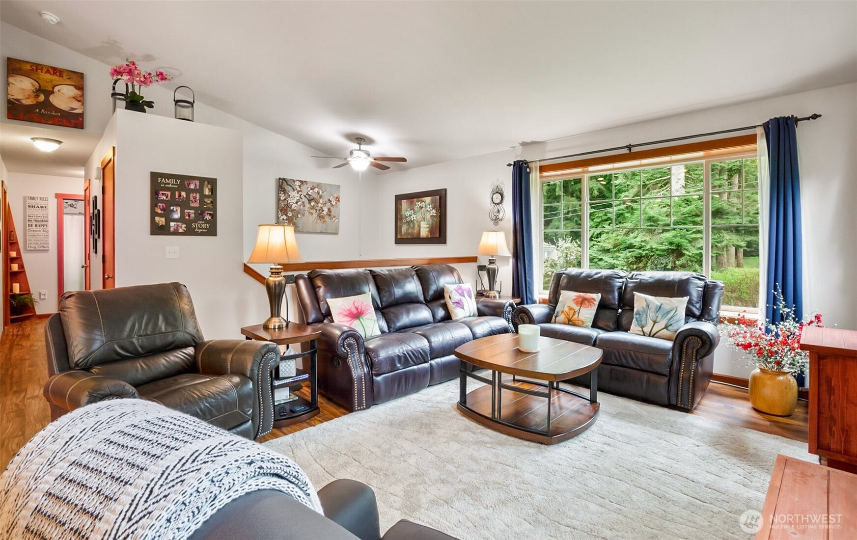 1317 252nd Street Property Photo 4