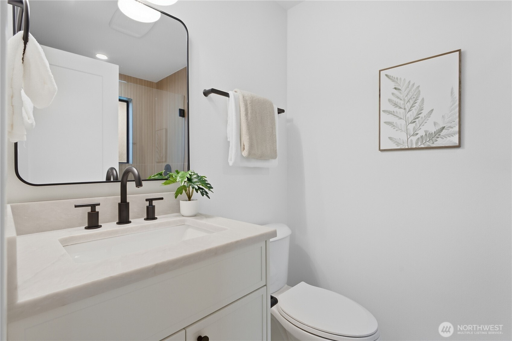 633 221st Street Property Photo 20