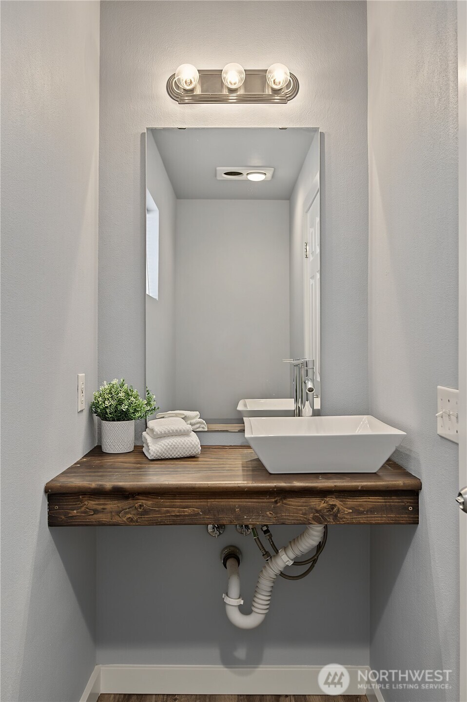 3167 Shaw Street Property Photo 17