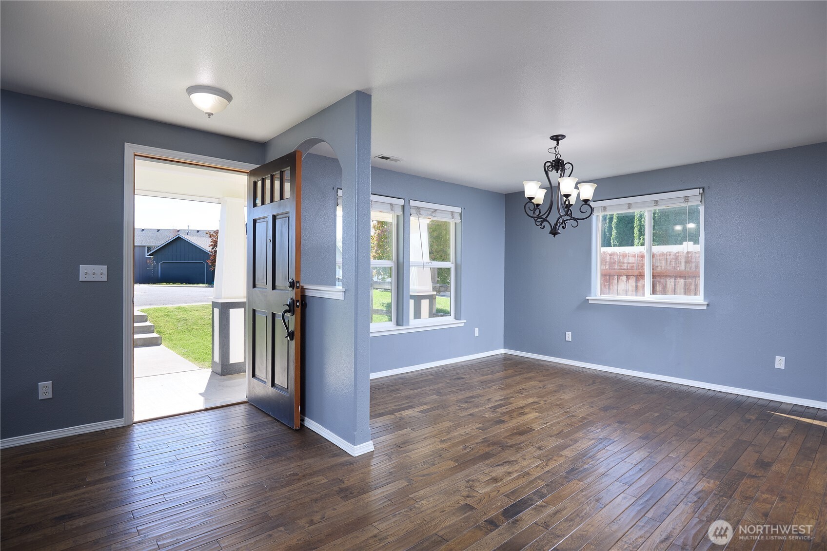 1149 Se Surita Court Property Photo 2