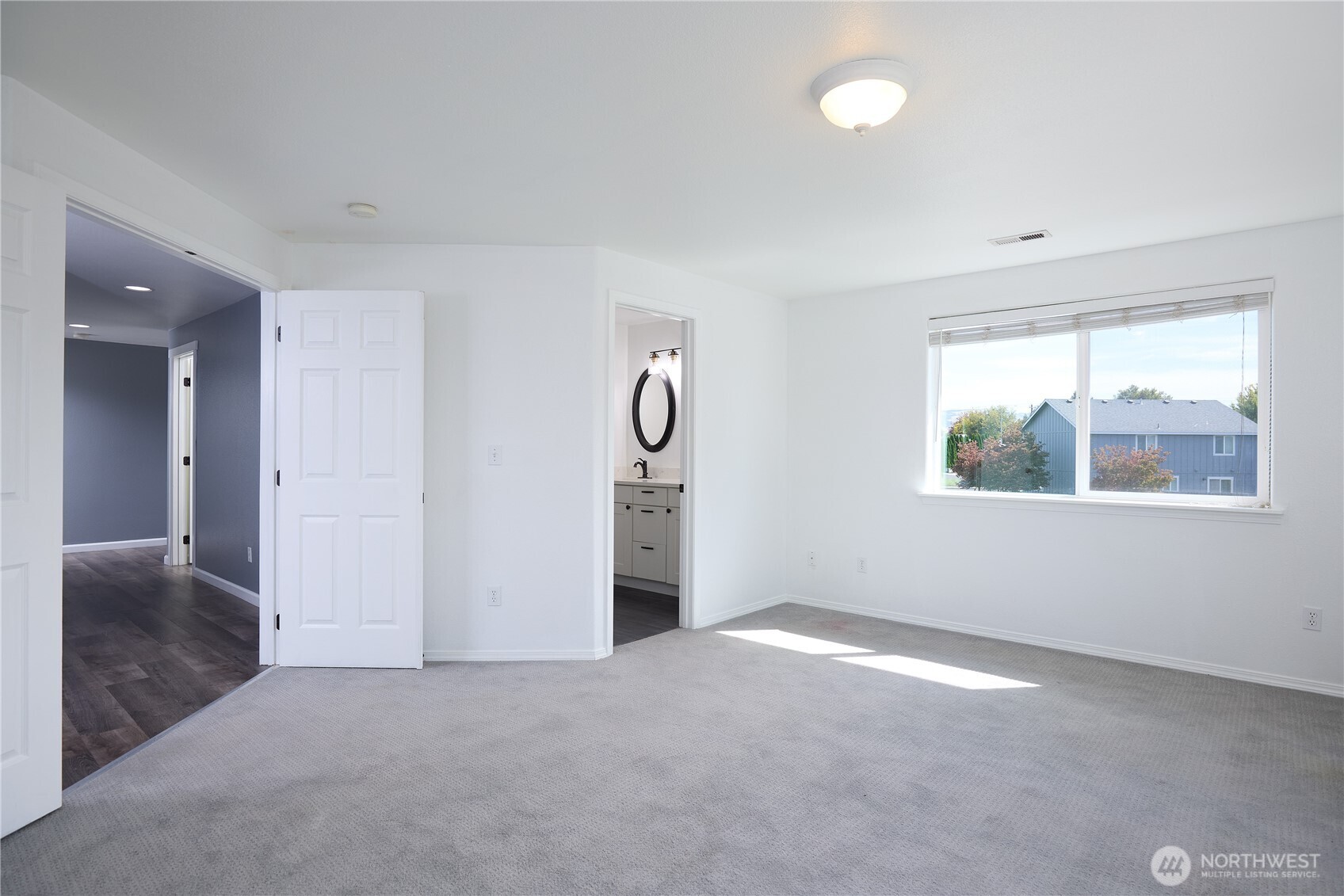 1149 Se Surita Court Property Photo 7