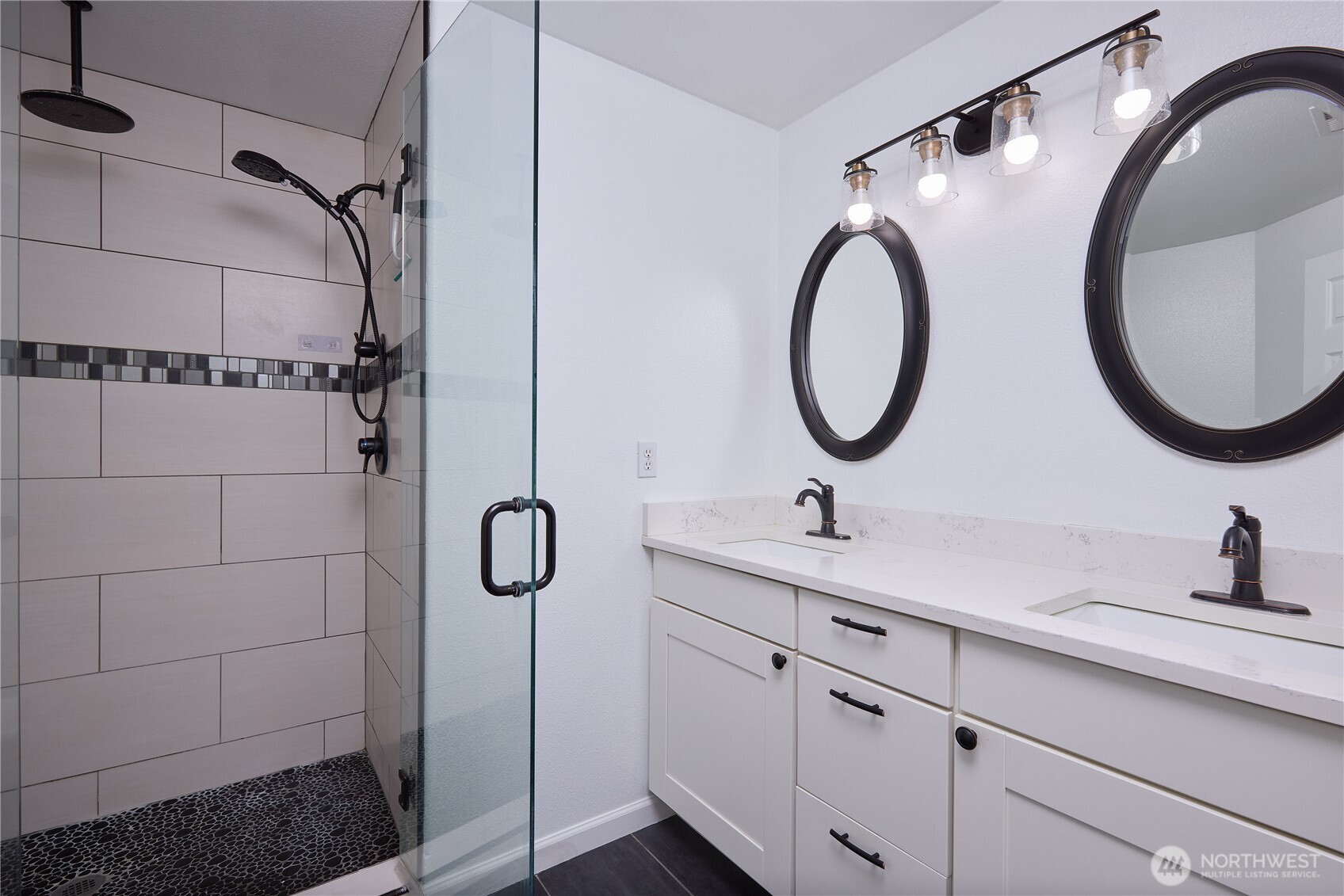 1149 Se Surita Court Property Photo 8