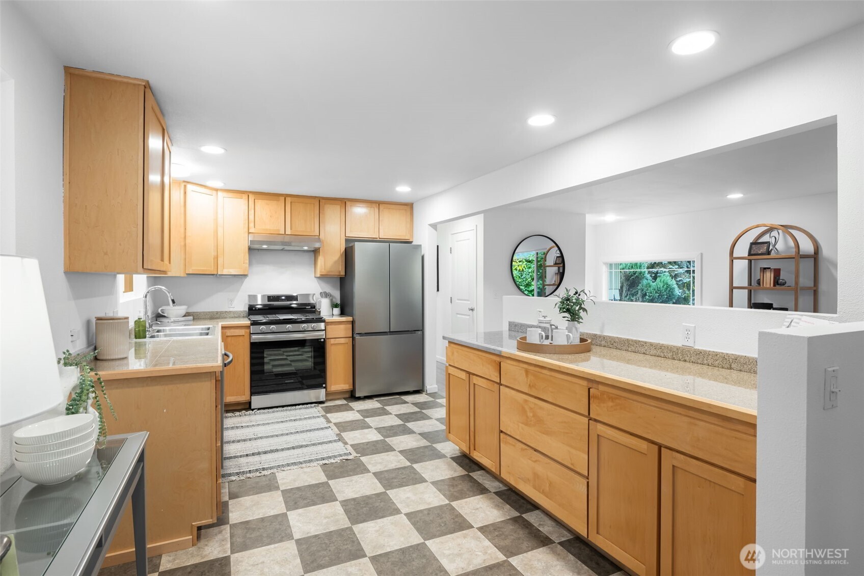 17716 Densmore Avenue Property Photo 8