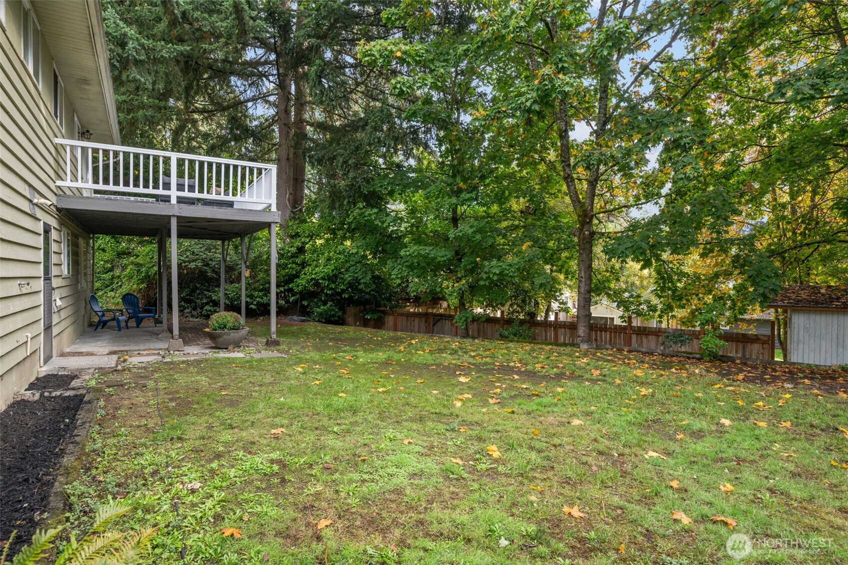17716 Densmore Avenue Property Photo 33