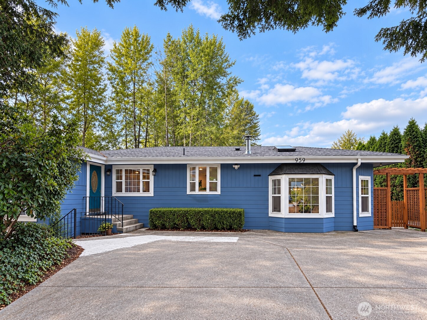 959 Hoquiam Ave Property Photo 1