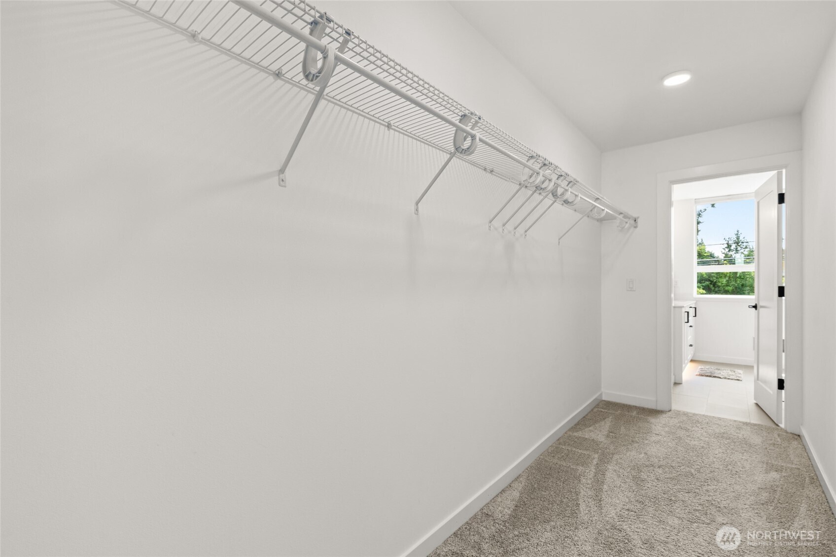 2106 Ne 85th Street E Property Photo 15