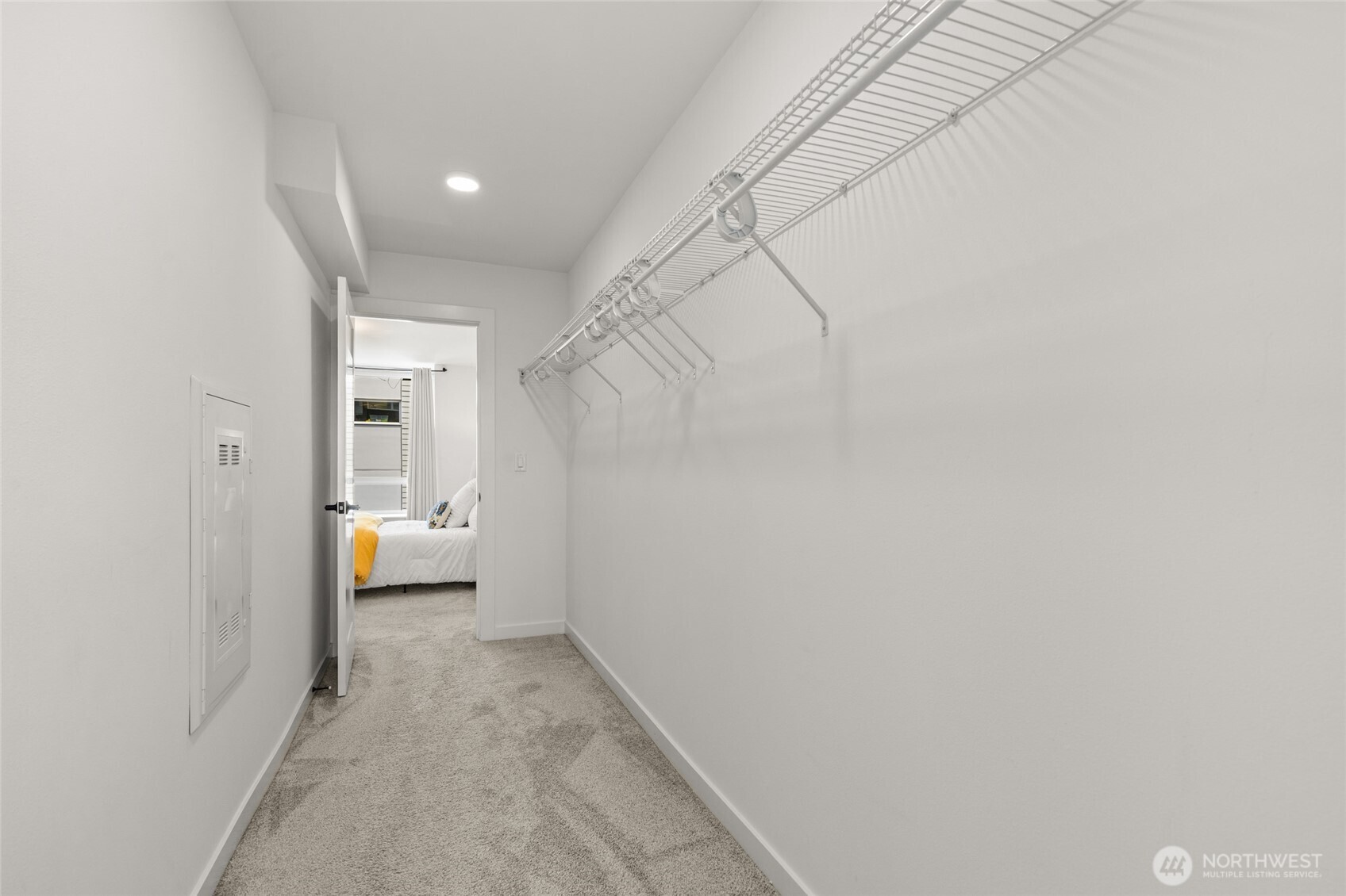 2106 Ne 85th Street E Property Photo 16
