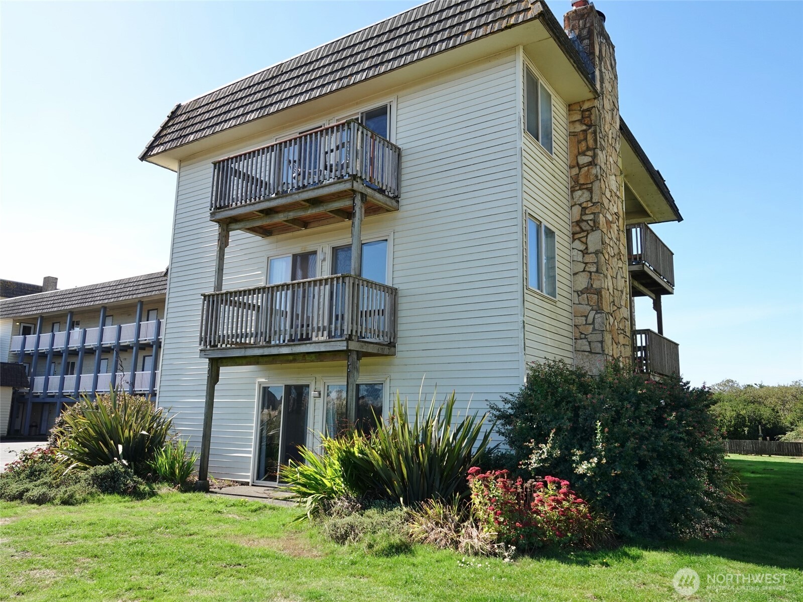 615 Ocean Shores Boulevard 124 Property Photo 2