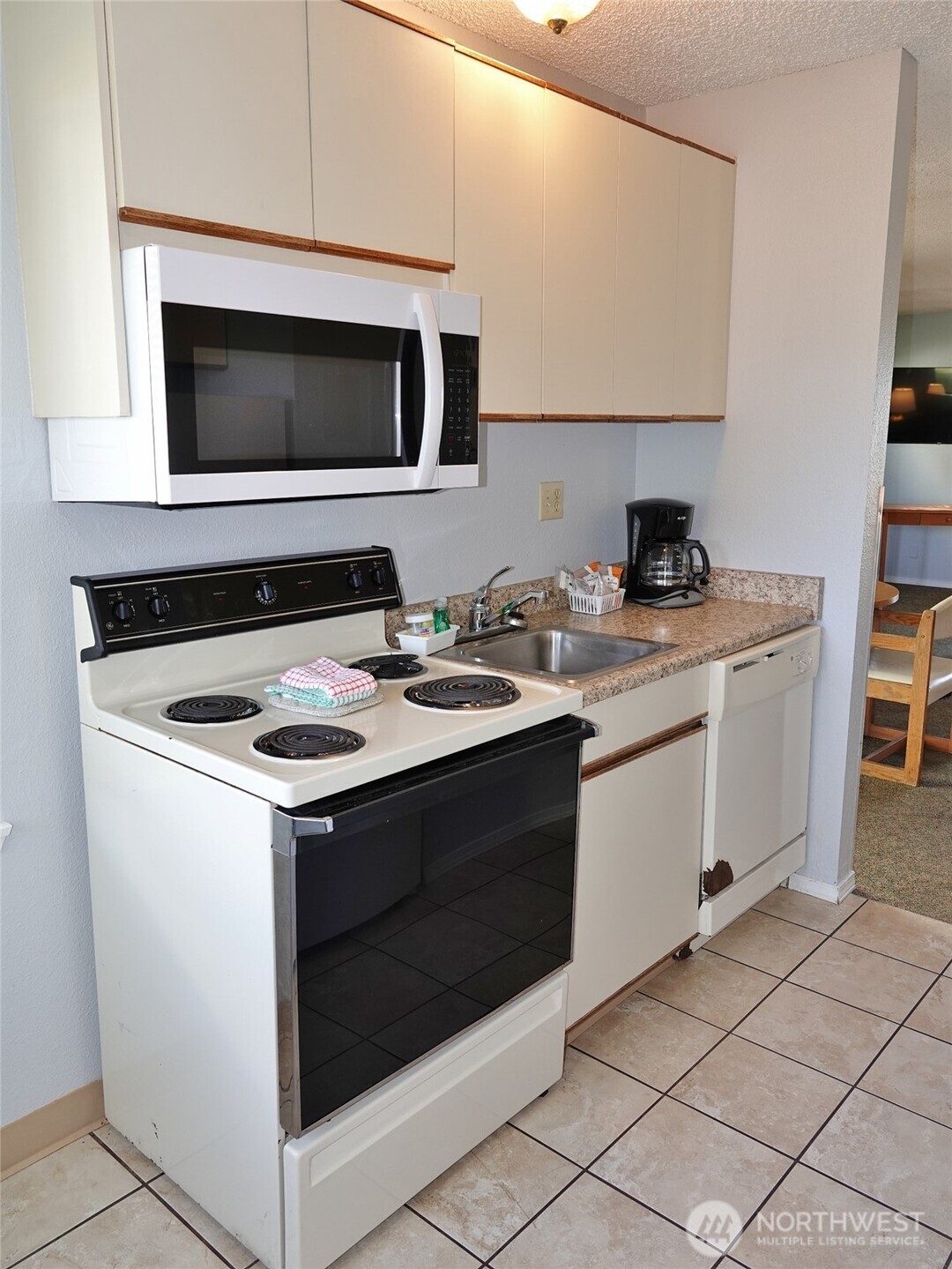 615 Ocean Shores Boulevard 124 Property Photo 13