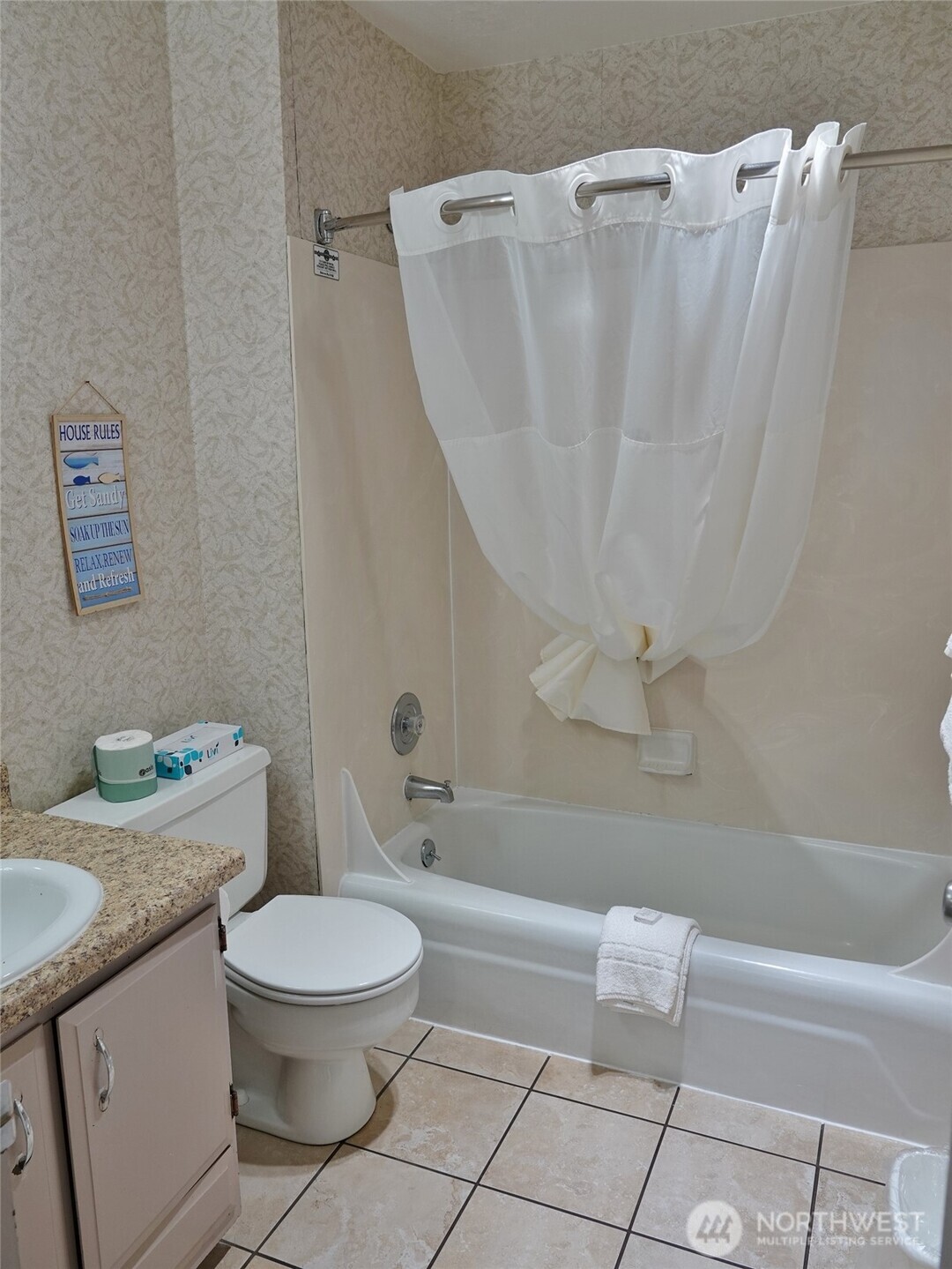 615 Ocean Shores Boulevard 124 Property Photo 26