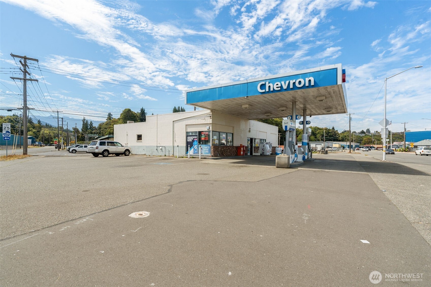 402 Marine Drive Property Photo 5