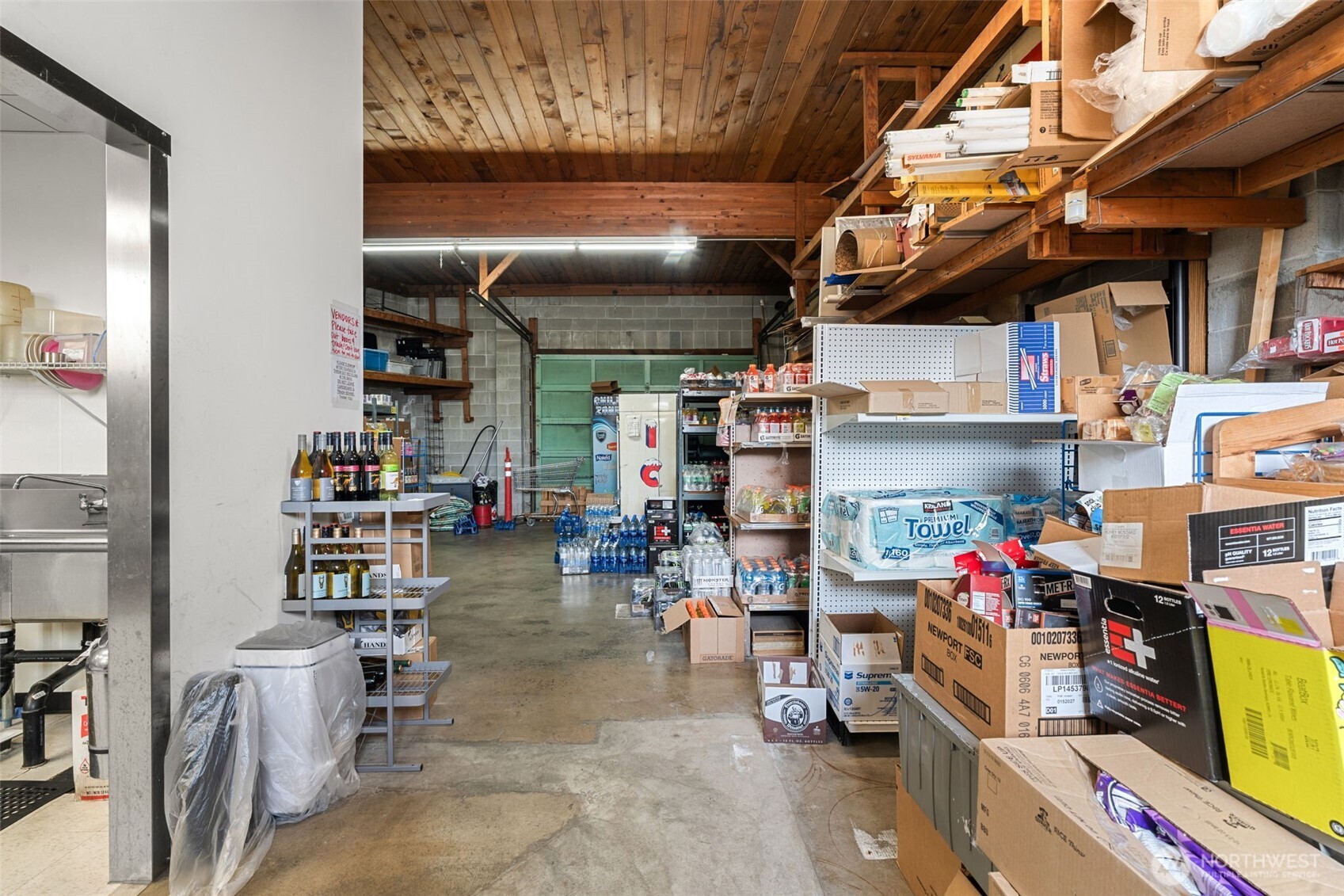 402 Marine Drive Property Photo 17