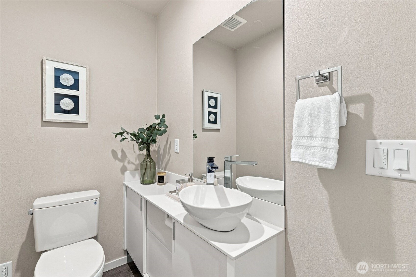 33569 Walnut Avenue Property Photo 9