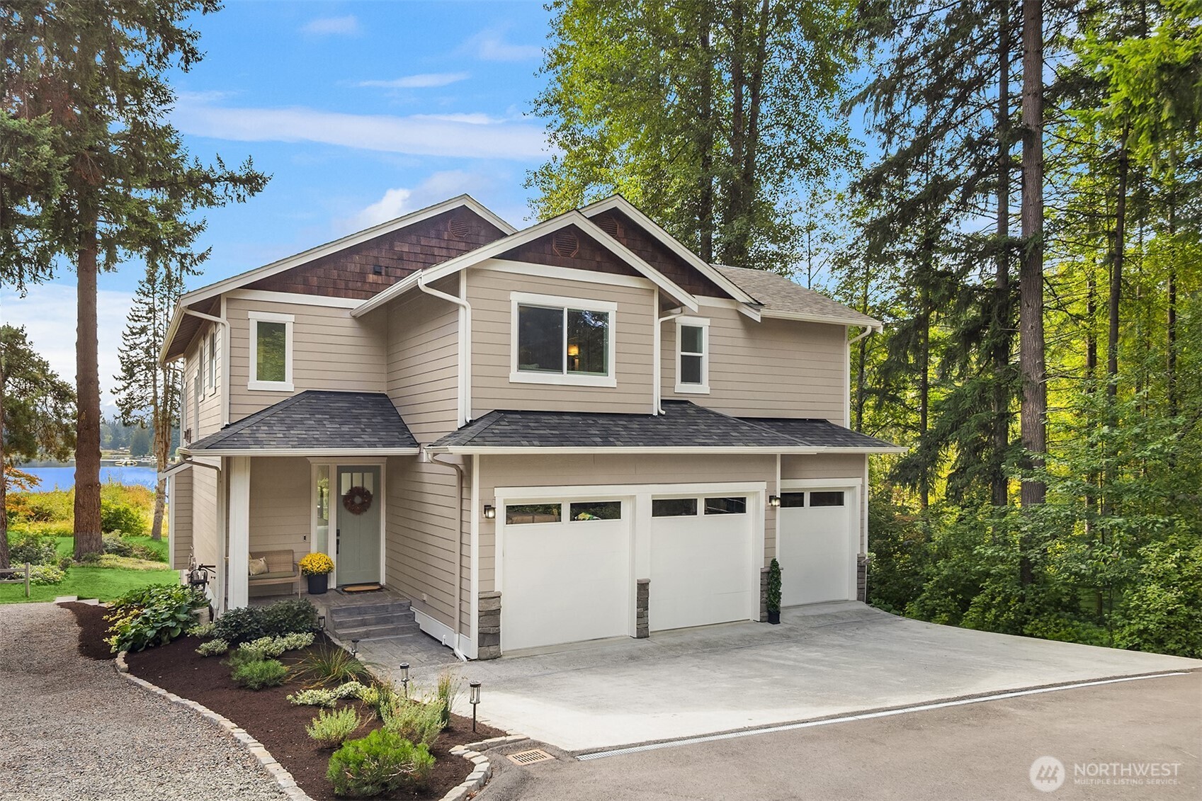 18619 Ne Woodinville-duvall Road Property Photo 3