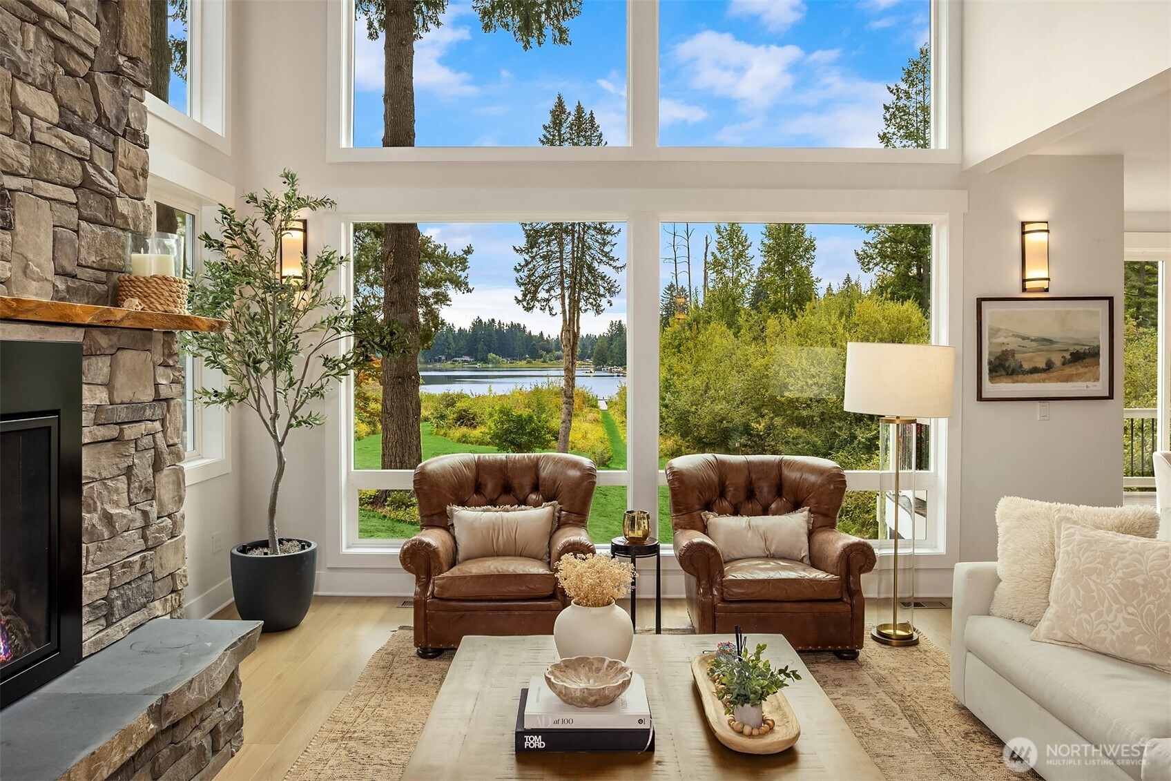 18619 Ne Woodinville-duvall Road Property Photo 5