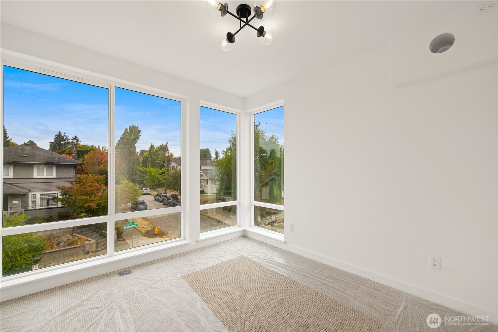 4701 C Wallingford Avenue Property Photo 13