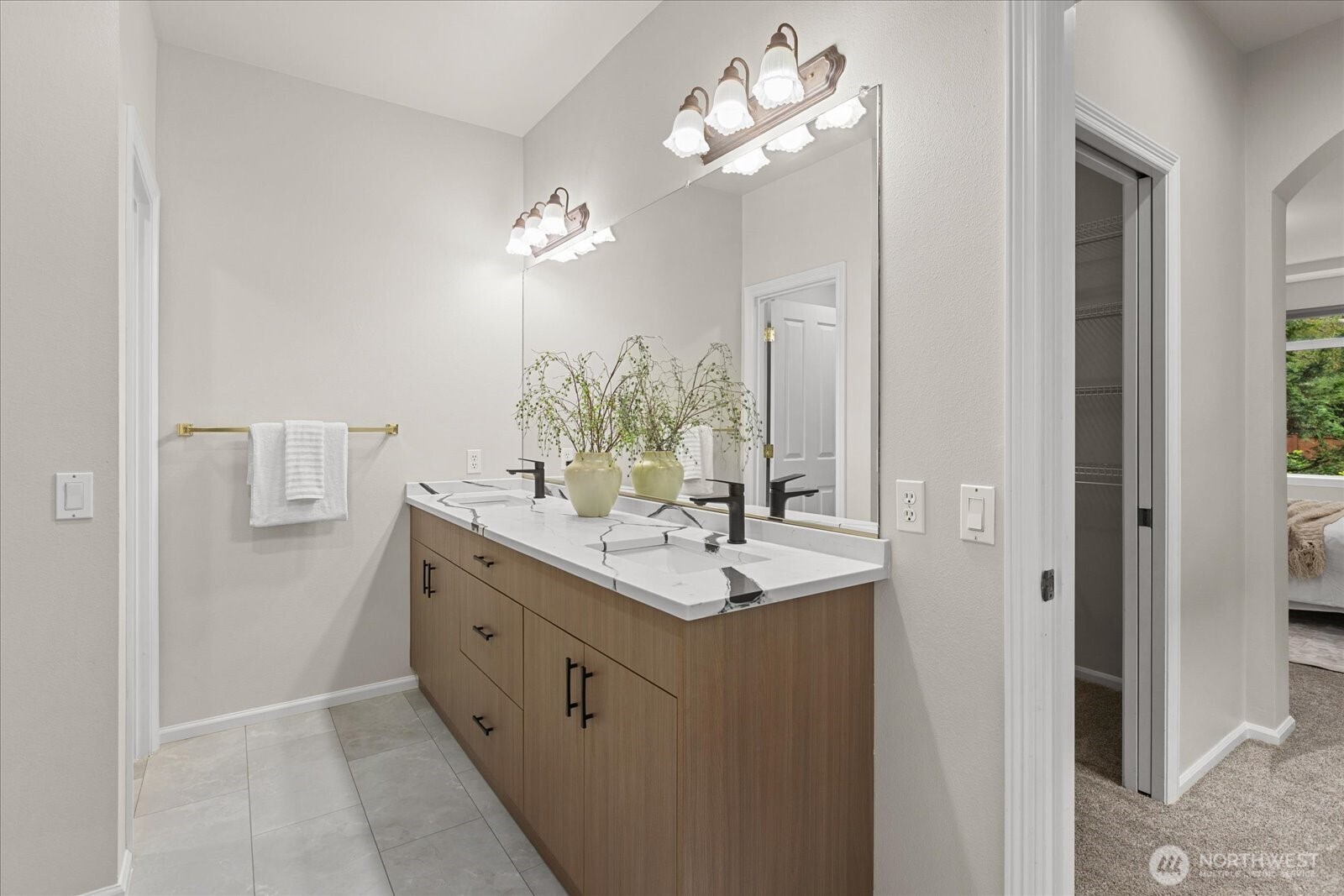 17405 33rd Drive Property Photo 14