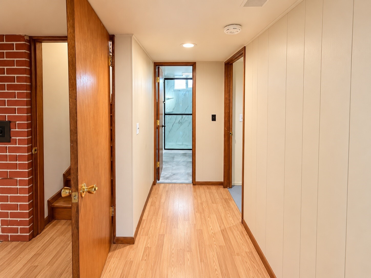 208 E Hillside Drive Property Photo 13
