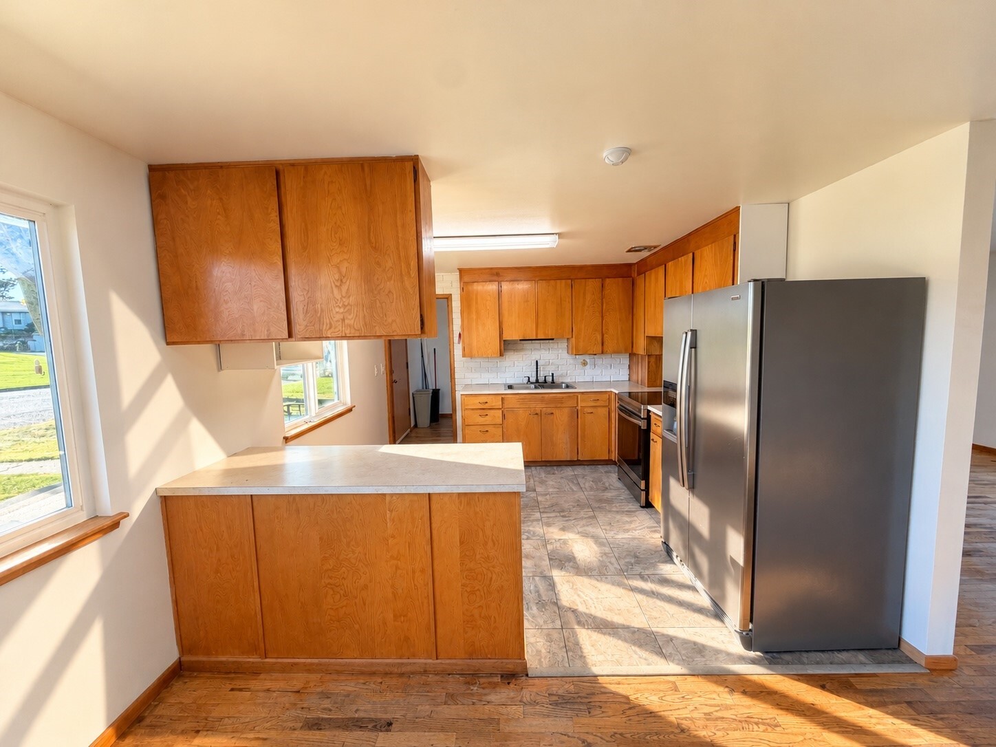 208 E Hillside Drive Property Photo 18